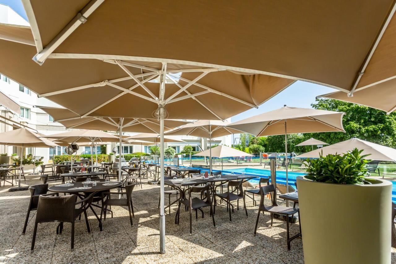 Novotel בורז'ה מראה חיצוני תמונה