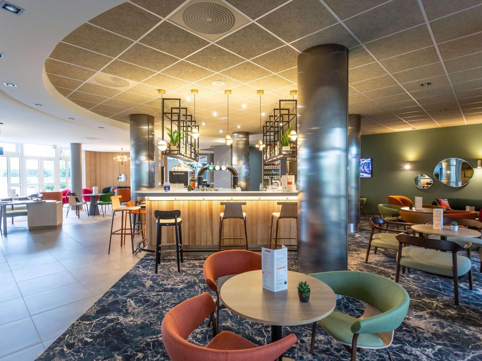 Novotel בורז'ה מראה חיצוני תמונה