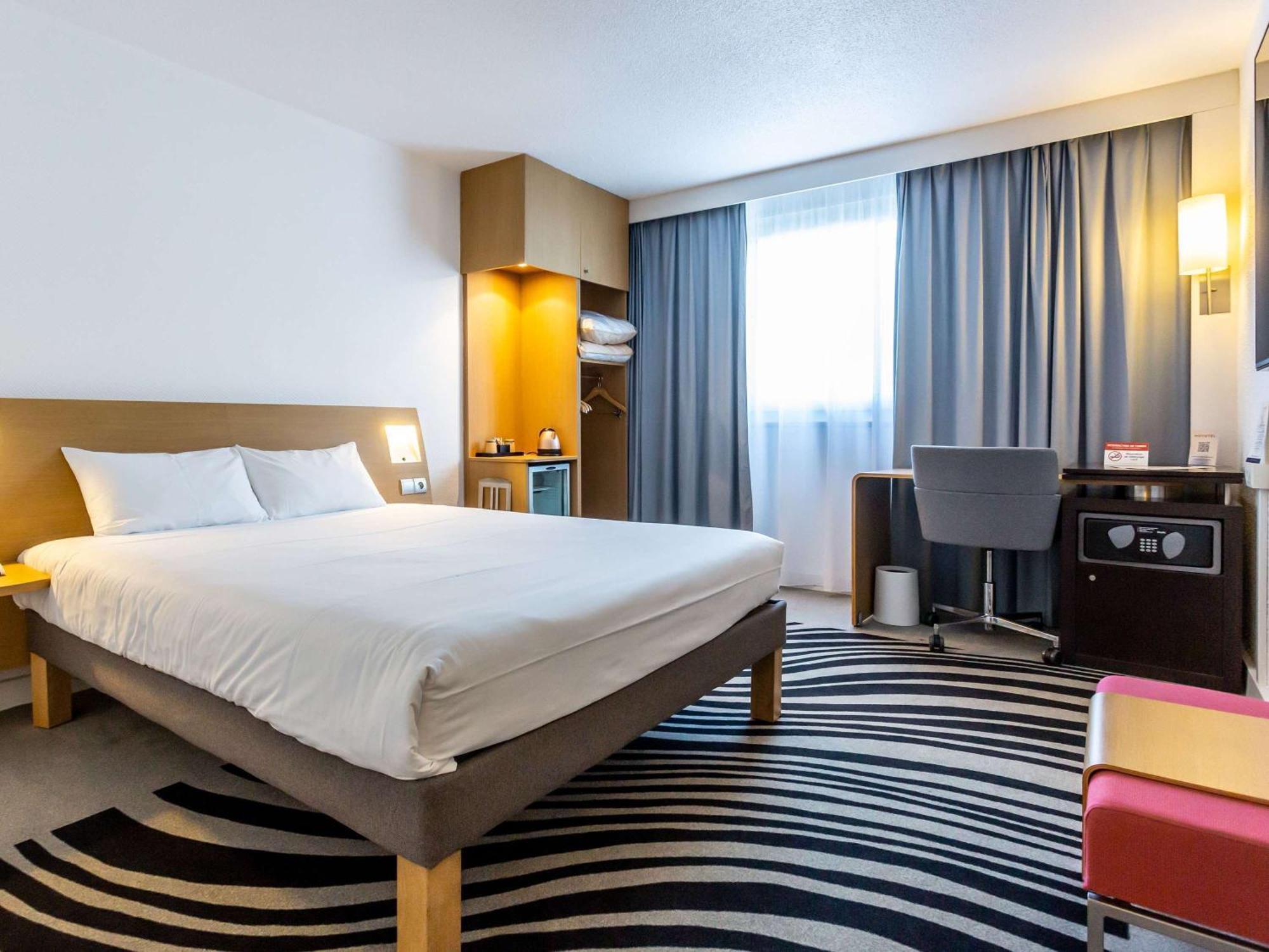 Novotel בורז'ה מראה חיצוני תמונה